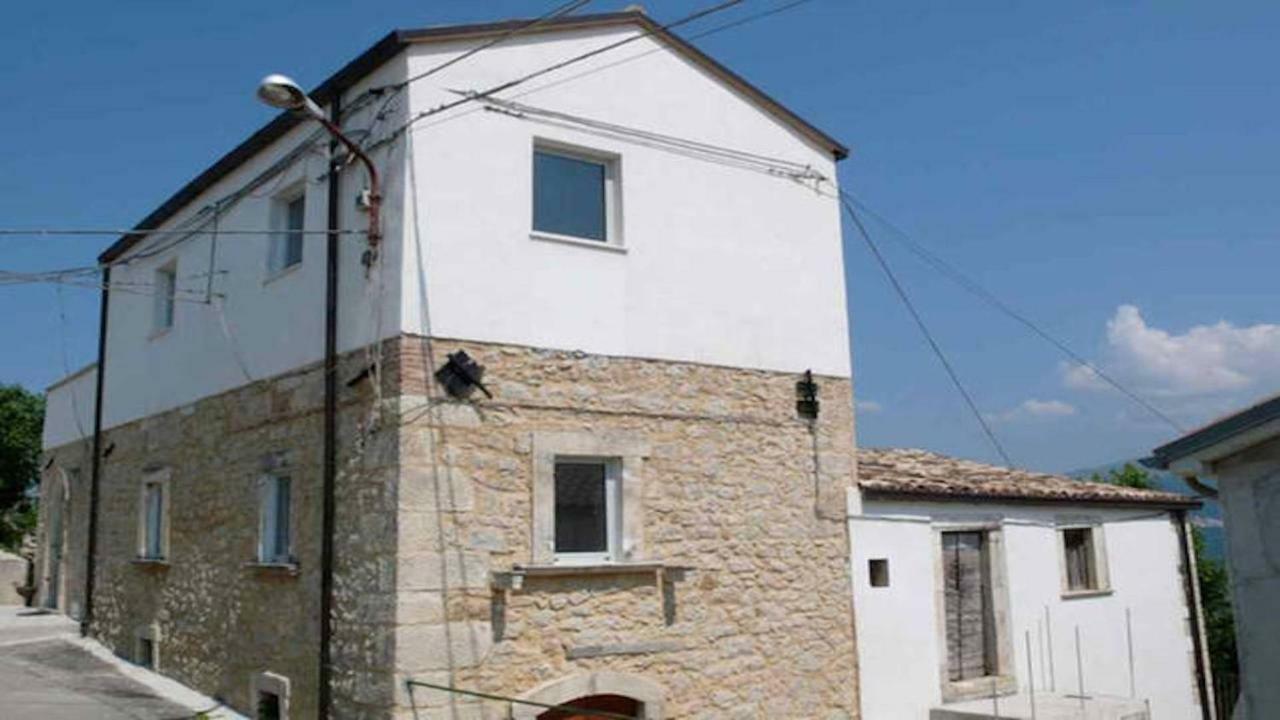 Casa Elvira Basilico Villa San Valentino in Abruzzo Citeriore ภายนอก รูปภาพ